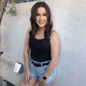 Meet your Posher, Holly